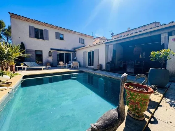 Maison 5 pièces 158 m²