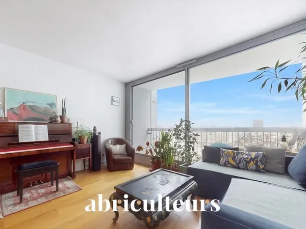 Appartement lumineux avec vue dégagée en vente à Paris 19ème 75019