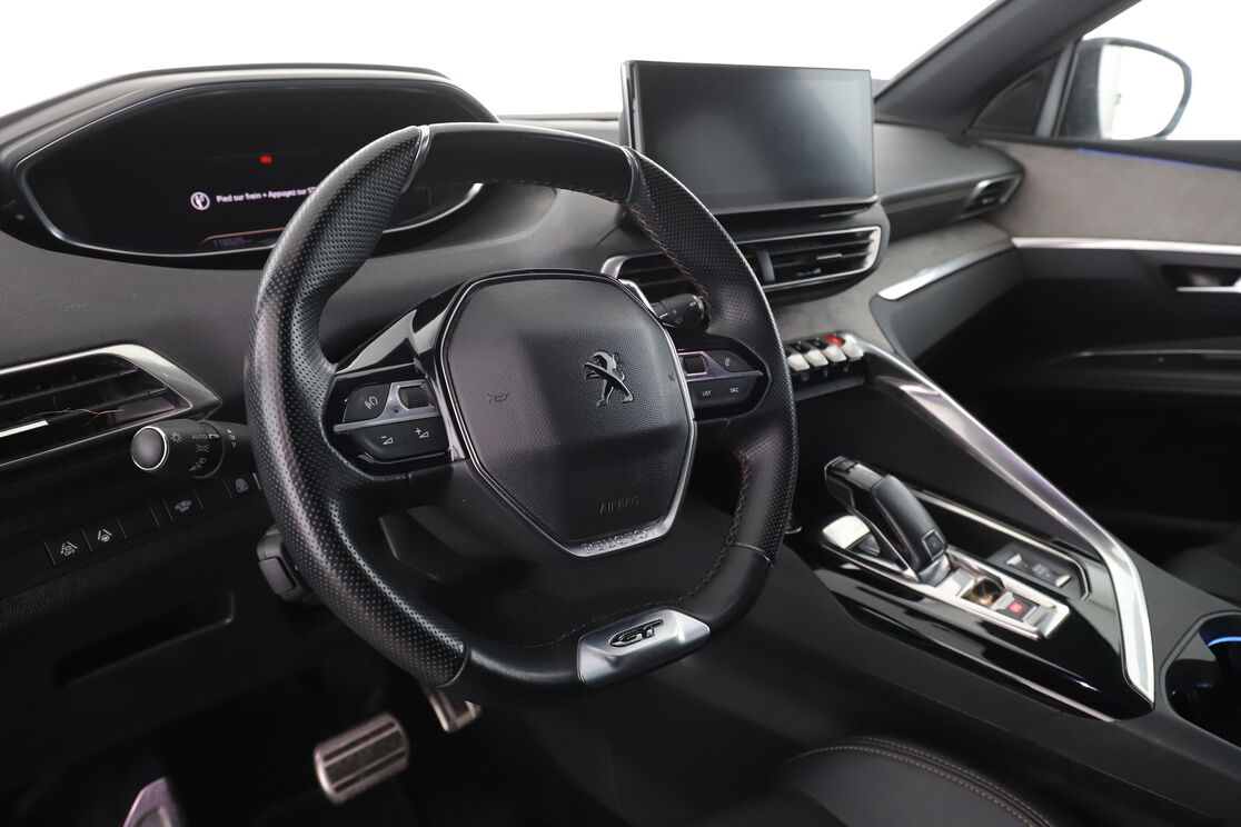 Peugeot 3008 1.5 Blue-HDi GT EAT8 — photo 10