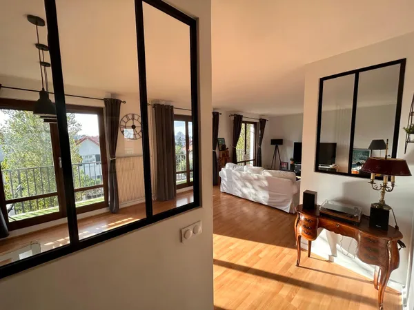 Vends appartement Clamart entre gare et centre