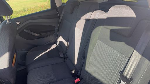 Ford C-max 1.0 EcoBoost 100 - Titanium – 2014 – 141541 km – Essence – Boîte Manuelle — photo 20
