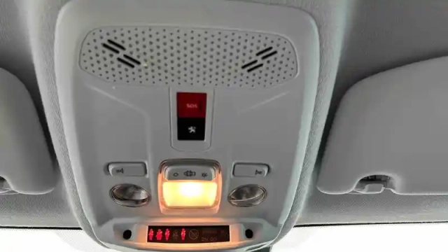 Peugeot 208 electrique 50 kwh 136ch — photo 50