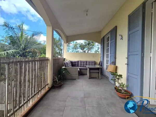 TROIS MARES/Maison 140m2 + jardin 633m2 - Idéal pro ou famil