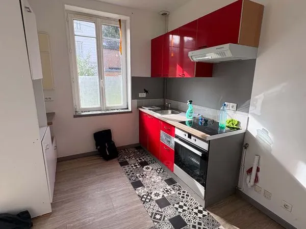 À LOUER - maison de ville 4 pièces de 82m² - Saint-Saëns (76680)