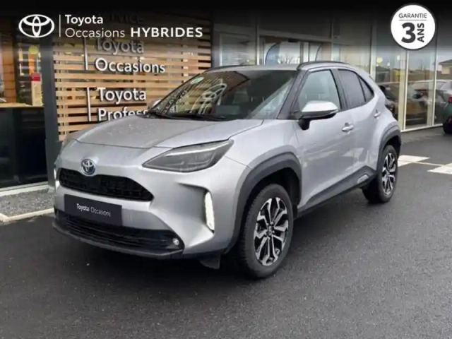 Toyota Yaris cross 116h design awd-i my22