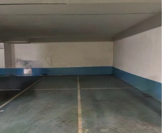 4 places de parkings interieurs Rueil Malmaison