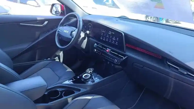 Kia Niro ev electrique 204 ch — photo 25