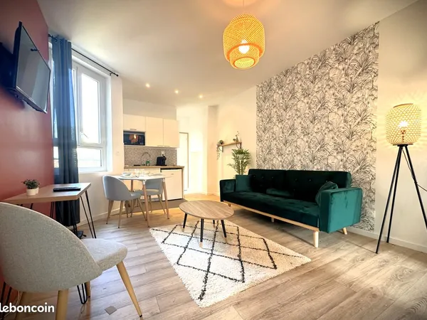 Appartement deux chambres intégralement rénové