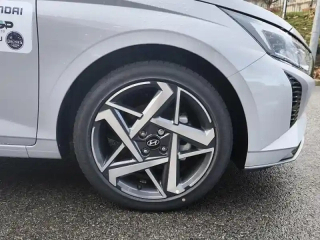 Hyundai I20 1.0 t-gdi 100ch creative dct-7 — photo 6