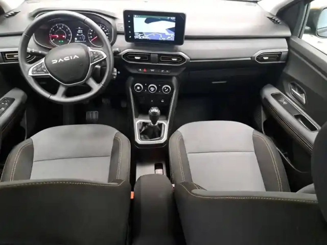 Dacia Jogger tce 110 7 places gsr2 — photo 46