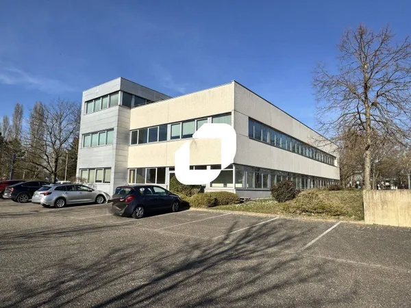 Bureaux 1176 m²