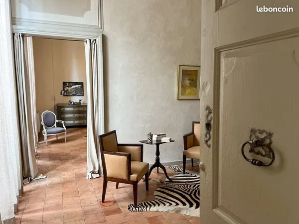 Appartement 11 pièces 250 m²