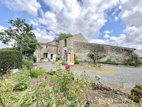 Maison 6 pièces 135 m²