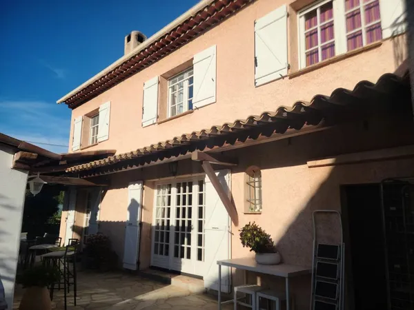 Maison de luxe 5 pièces 126 m²
