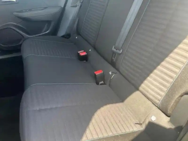 Peugeot 2008 1.2 puretech 100ch s&amp;s style — photo 10