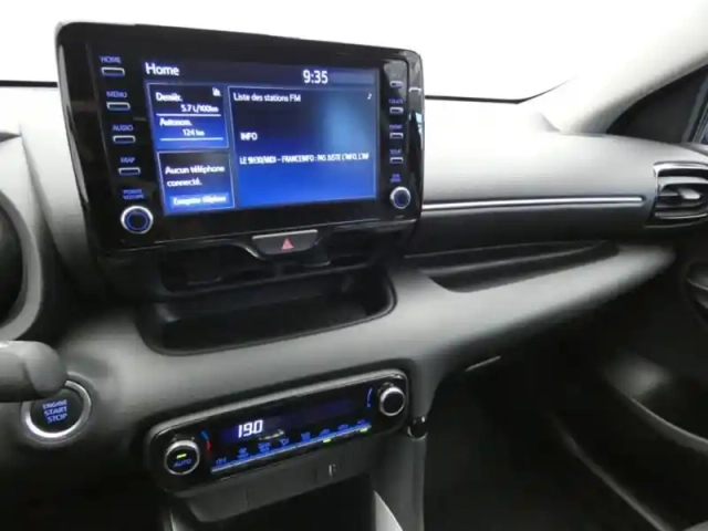 Toyota Yaris 120 vvt-i design — photo 15