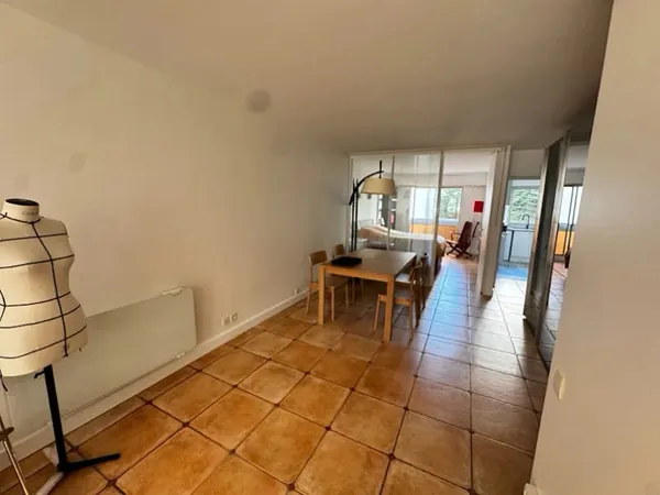 Appartement 2 pièces 64 m²