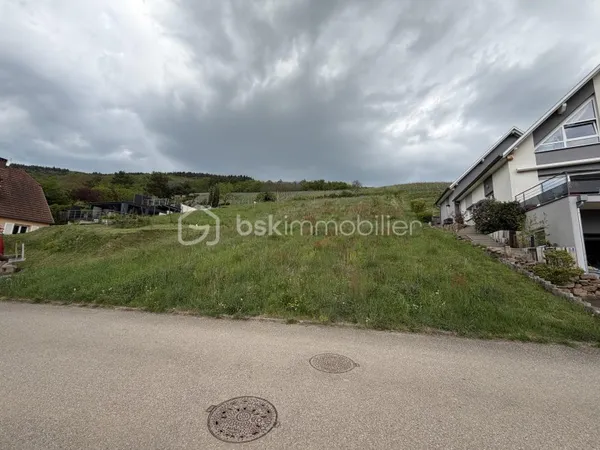 Terrain 1735 m²