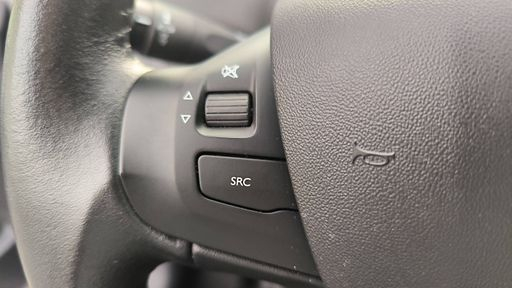 Peugeot 2008 1.2 Puretech 82 - Style – 2018 – 36718 km – Essence – Boîte Manuelle — photo 11