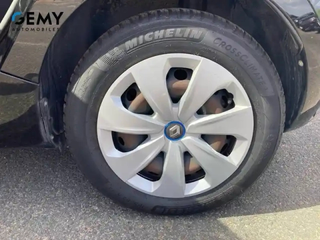 Renault Zoé zoe r110 — photo 11