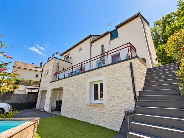 SAVONNIÈRES MAISON FAMILIALE 4 CHAMBRES VUE SUR LE CHER - DPE B