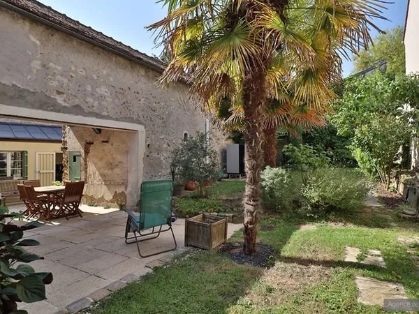 Maison Verrieres Le Buisson 7 pièce(s) 149,60 m2