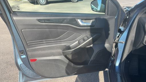 Ford Focus 1.0 EcoBoost Flexfuel 125 - ST-Line – 2023 – 53000 km – Hybride essence – Boîte Manuelle — photo 26