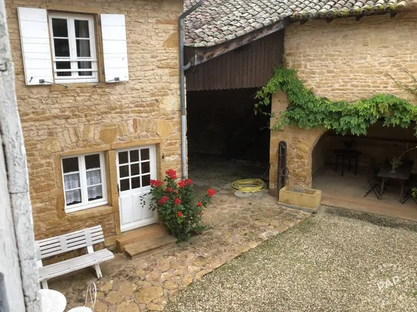 Maison 10 pièces 360 m²