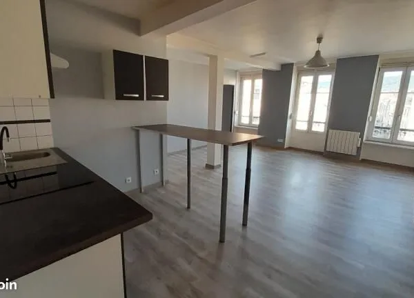 Appartement F3 80m² centre ville de Raon l'Etape