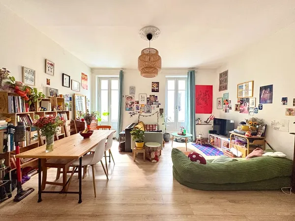 BORDEAUX - SAINTE-CROIX - EXCLUSIVITÉ - T2 DE 40,78 M²