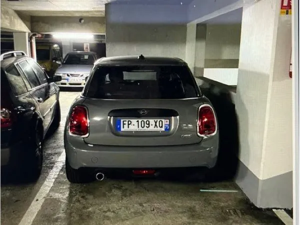 Location place de parking Paris 10e canal st Martin