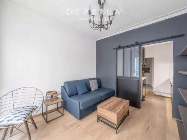 Studio en excellent état - PARIS XIX