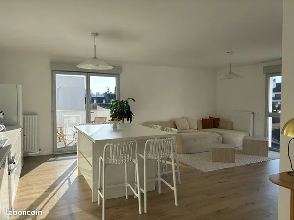 Appart T4 - 90m2 - Centre-ville - Balcon