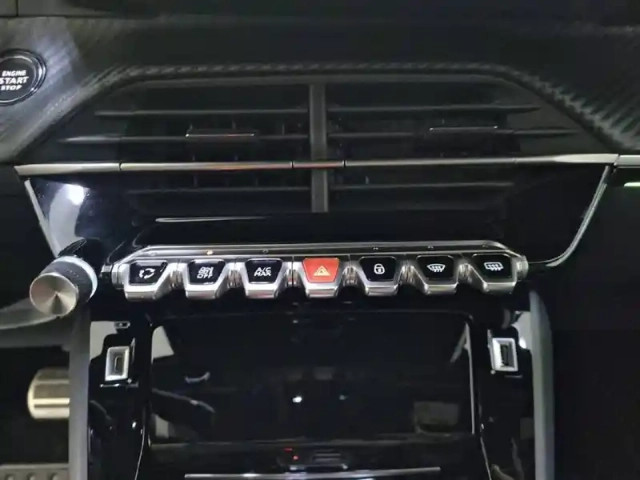 Peugeot 208 puretech 100 s&amp;s eat8 — photo 51