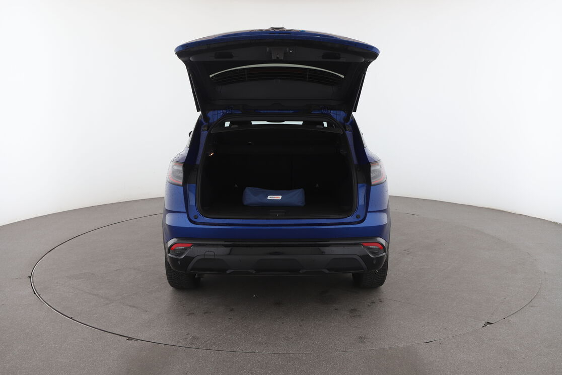 Renault Austral 1.2 Hybrid E-Tech Iconic Esprit Alpine — photo 15