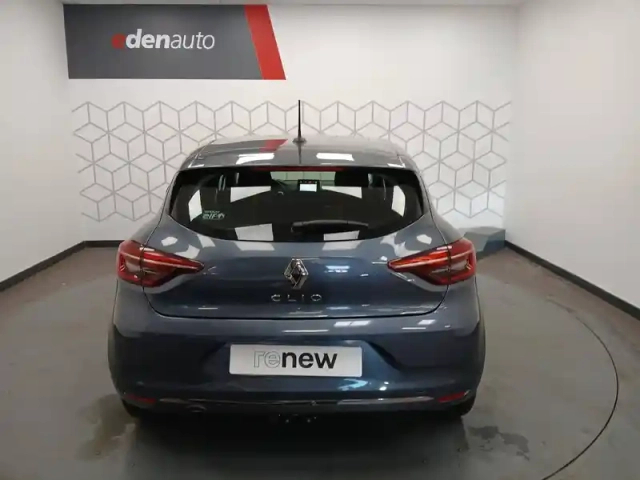 Renault Clio blue dci 85 — photo 8