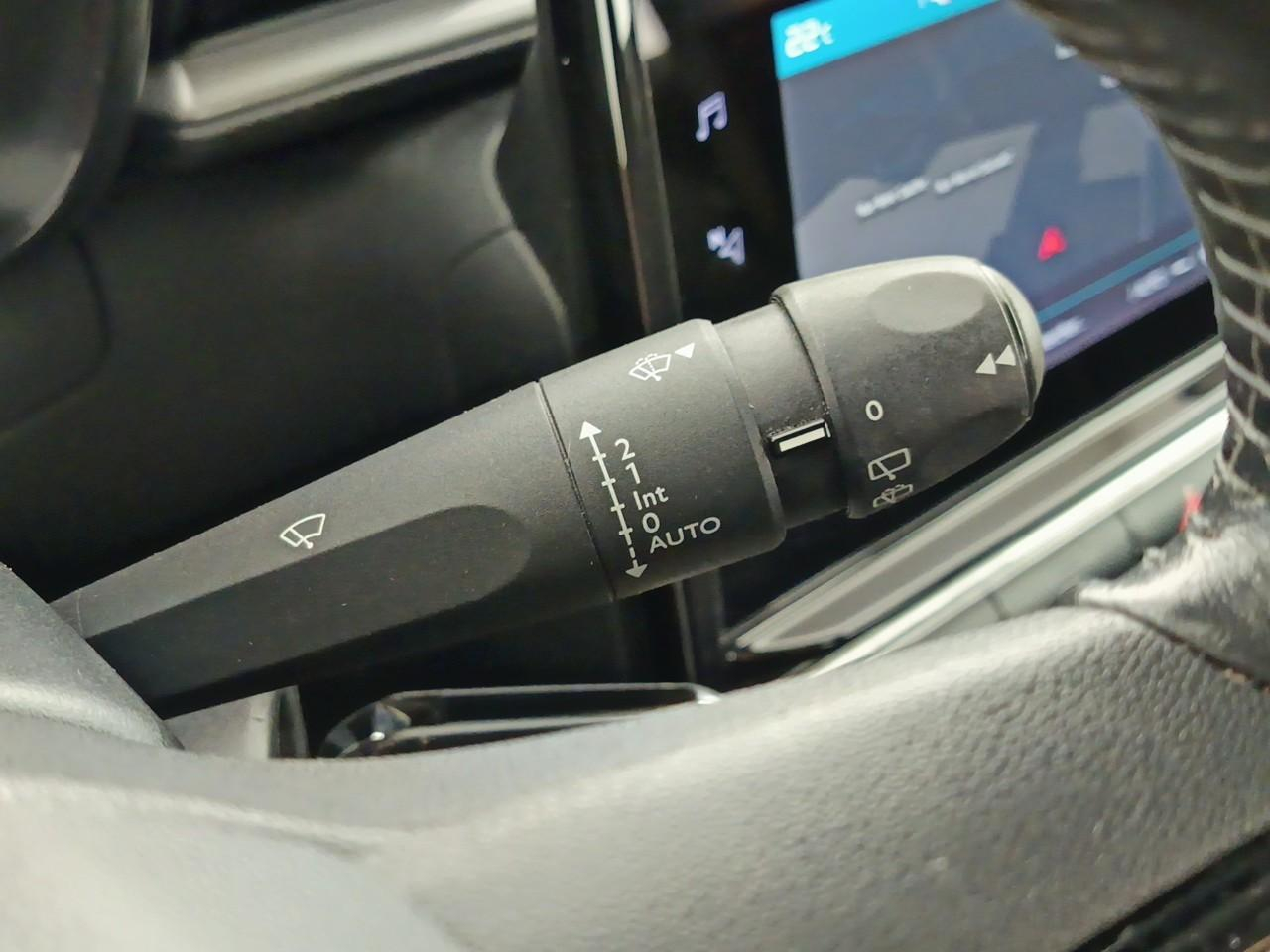 Citroën C3 puretech 110 s&s eat6 shine — photo 23