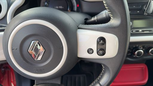 Renault Twingo 1.0 SCe 70 - Intens – 2014 – 116146 km – Essence – Boîte Manuelle — photo 7