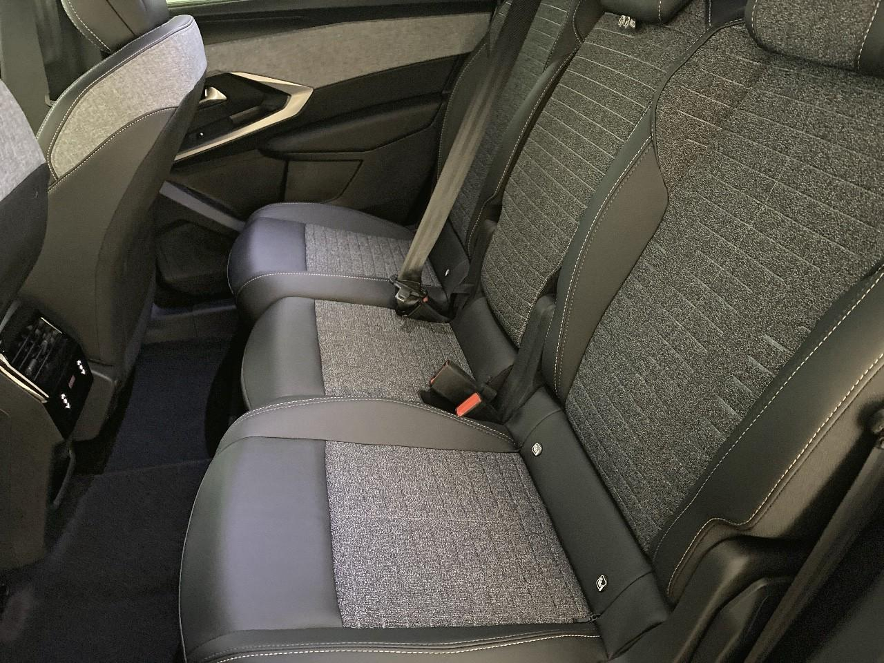 Peugeot 5008 hybrid 145 ch e-dcs6 allure — photo 10