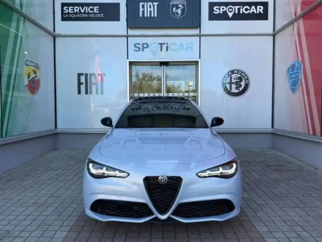Alfa Romeo Giulia 2.2 diesel 210ch veloce q4 at8 — photo 2