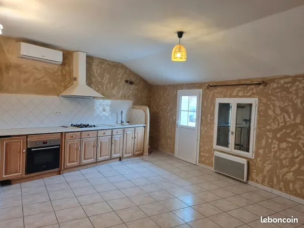 Apparemment T3 lumineux avec terrasse