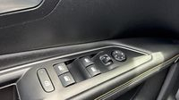 Peugeot 3008 HYBRID 225ch Roadtrip e-EAT8 — photo 14