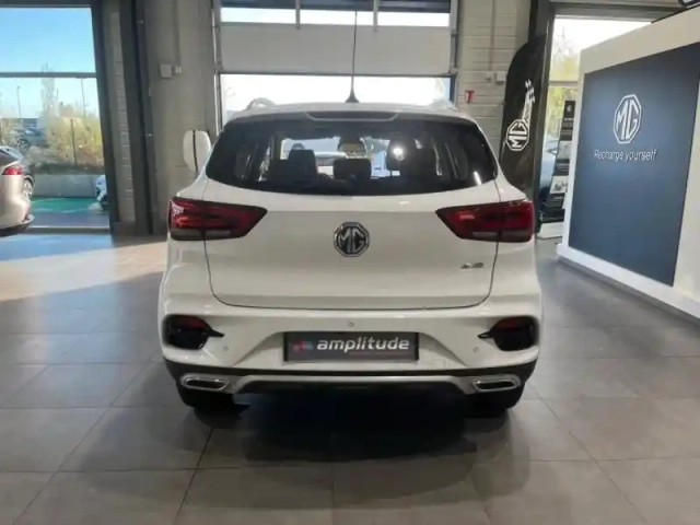 Mg Zs 1.5 vti-tech 106ch luxury — photo 6