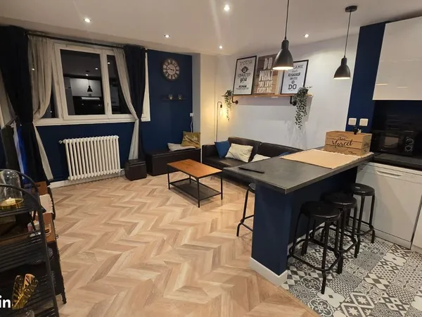 1 Chambre de 11m² dans un appartement T4 de 62 m²+4 m² de balcon + accès Roof Top de 60m² Complèteme