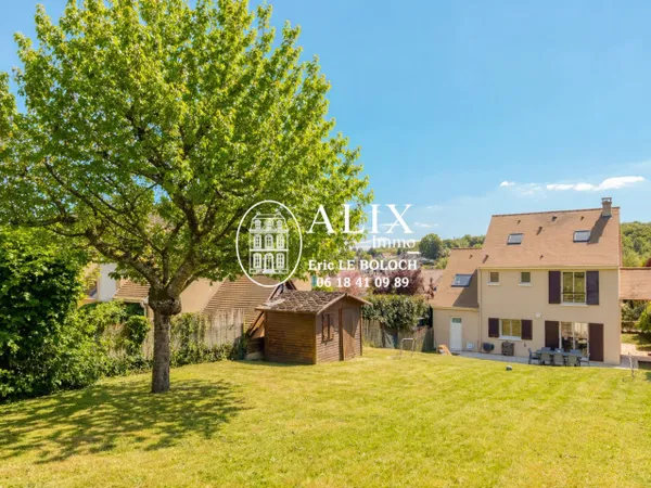 MAISON COMME NEUVE (2023)  Posez vos valises !