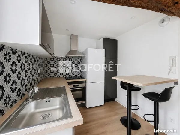 Studio 1 pièce 21 m²