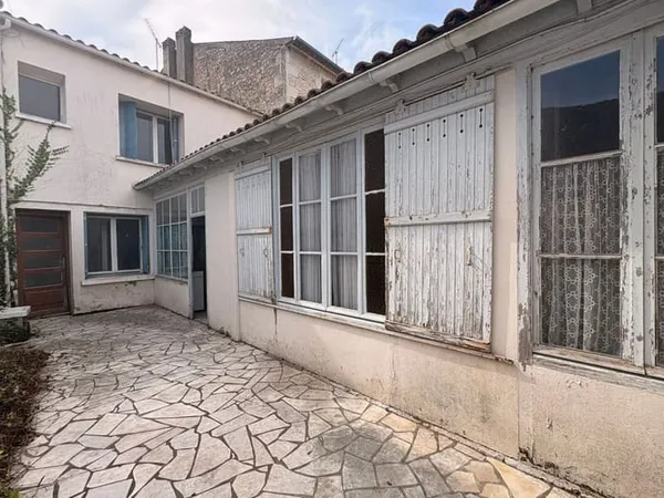 Maison 3 pièces 157 m²