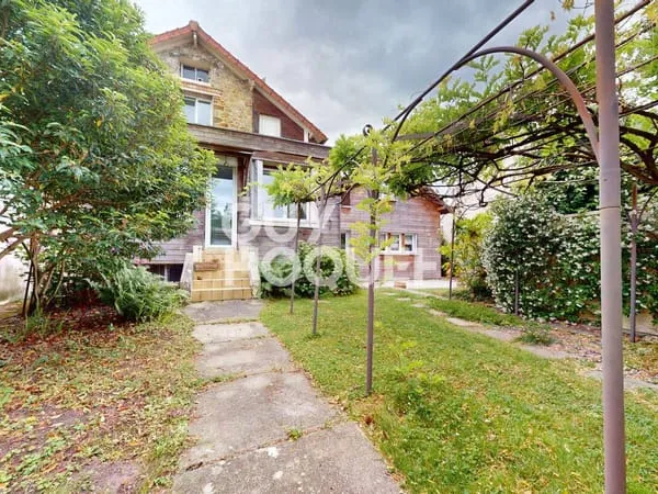Maison 6 pièces 136 m²