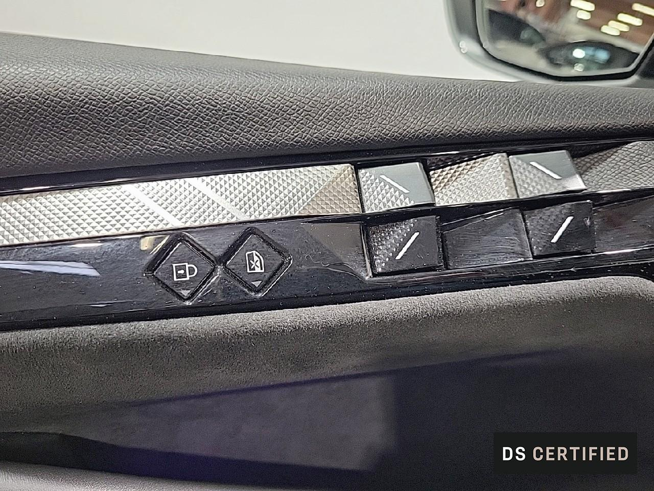 Ds Ds 4 hybride e-tense 225 eat8 performance line+ — photo 23
