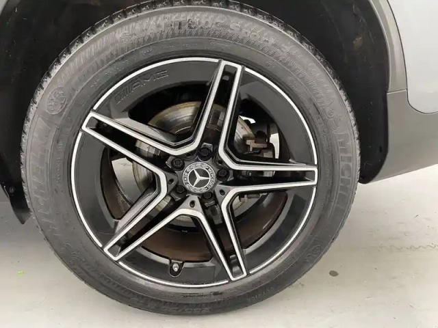 Mercedes Glc coupé 300 de 9g-tronic 4matic — photo 9